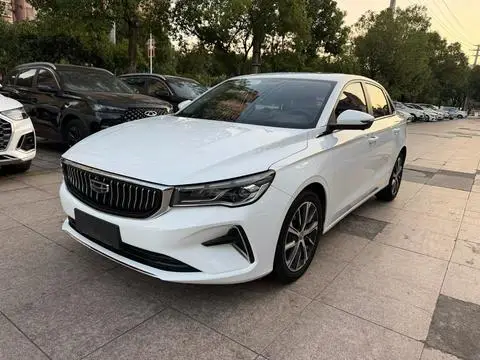 Geely Emgrand 2022