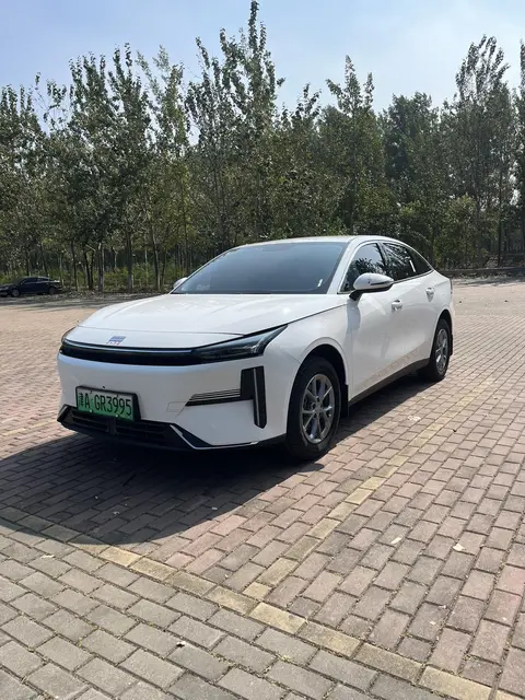 Geely Galaxy L6 2025