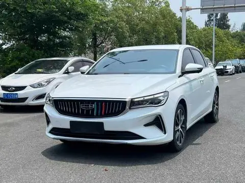 Geely Emgrand 2022