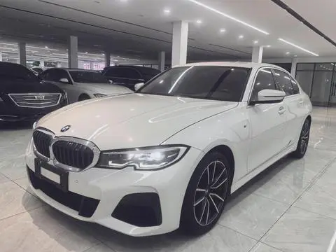 BMW 3 Series 2021