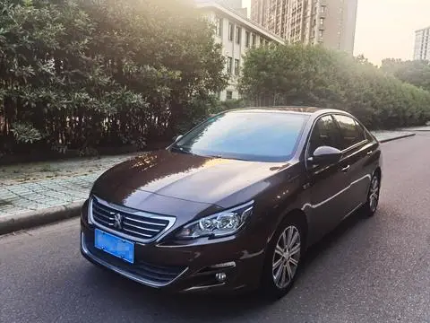 Peugeot 408 2015