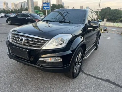 Ssangyong Rexton W 2014