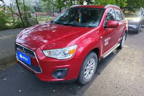 Mitsubishi ASX 2015