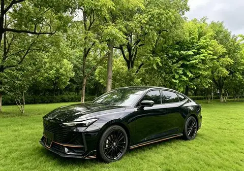 Changan UNI-V 2023