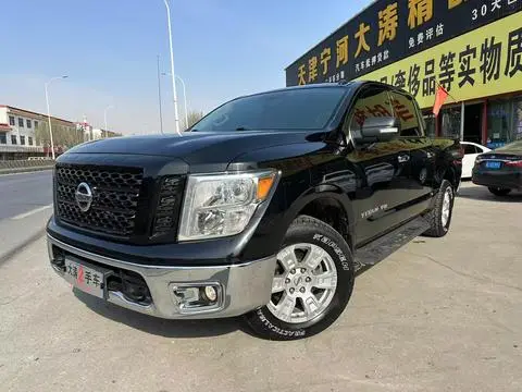 Nissan Titan 2018