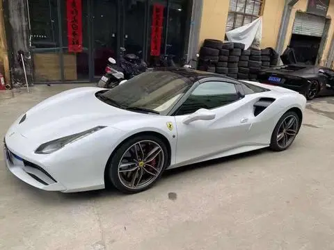 Ferrari 488 2015