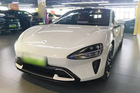 Xiaomi SU7 2024
