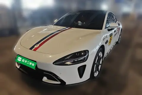 Xiaomi SU7 2025