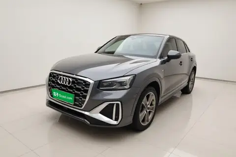 Audi Q2L 2022