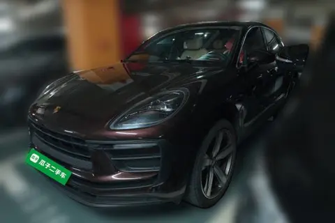 Porsche Macan 2021