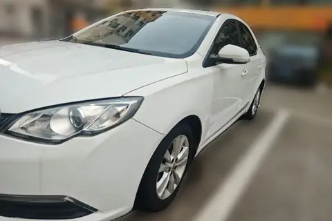 Roewe 360 2015