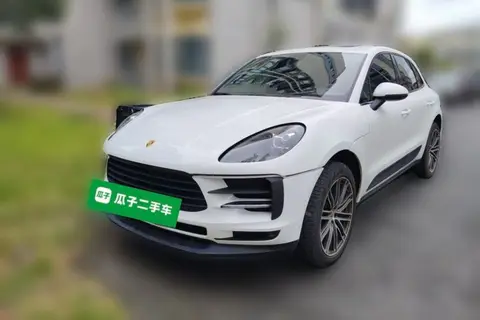 Porsche Macan 2021