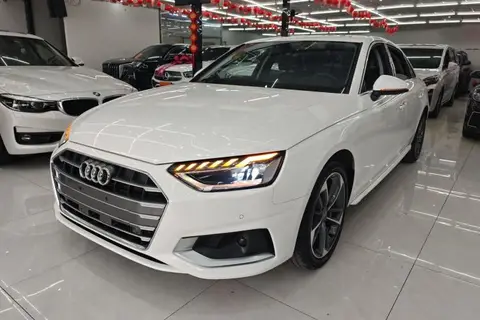 Audi A4L 2020