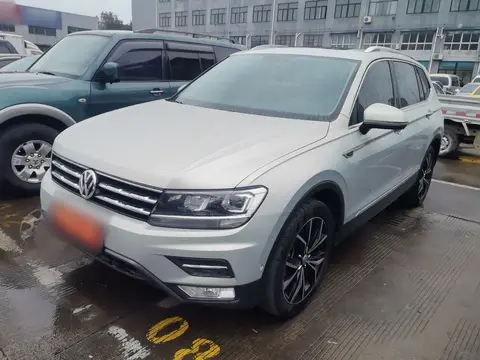 Volkswagen Tiguan L 2019