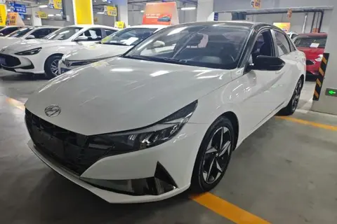 Hyundai Elantra 2020