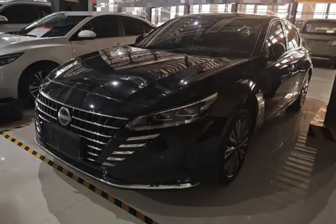 Nissan Teana 2023