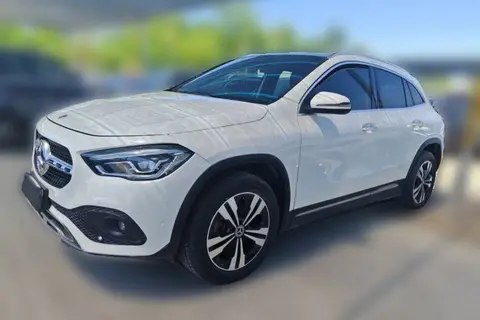 Mercedes-Benz GLA 2023