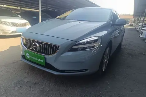 Volvo V40 2016