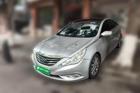 Hyundai Sonata 2013