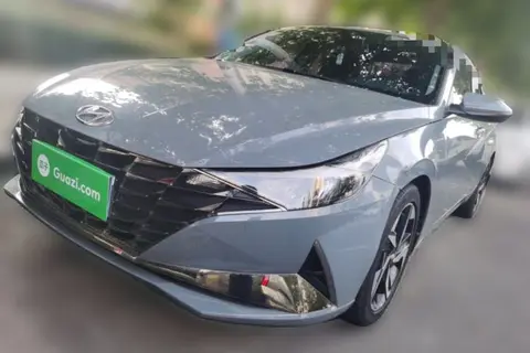 Hyundai Elantra 2023