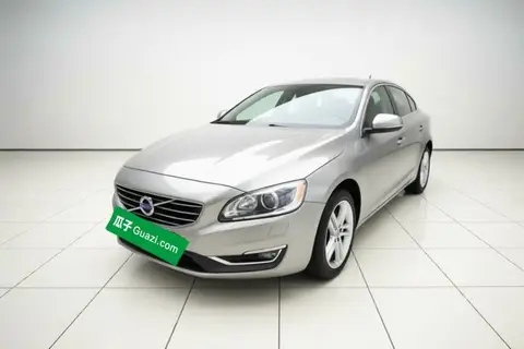 Volvo S60 2015