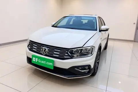 Volkswagen C-TREK 2016