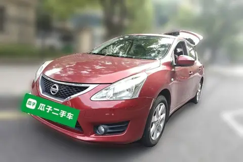 Nissan Tiida 2012