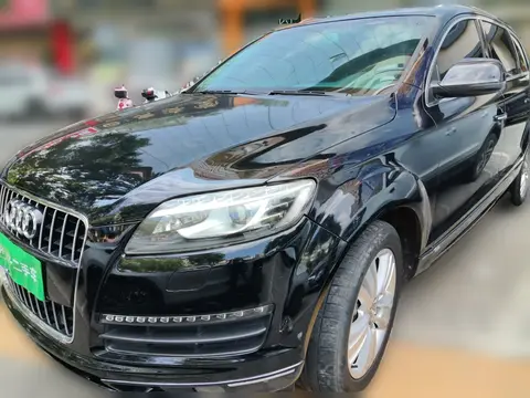 Audi Q7 2011