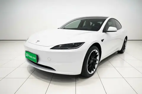 Tesla Model 3 2025