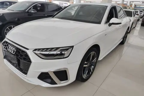Audi A4L 2021