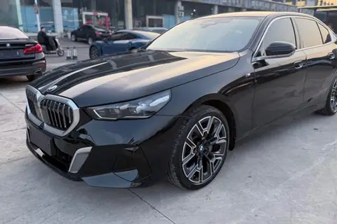 BMW 5 Series 2024