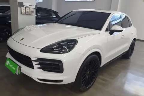 Porsche Cayenne 2021