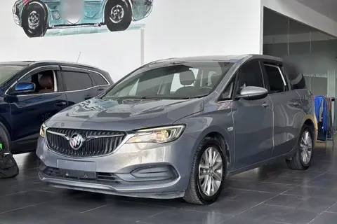 Buick GL6 2019