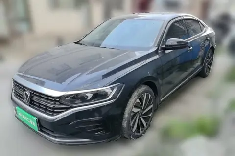 Volkswagen Passat 2023