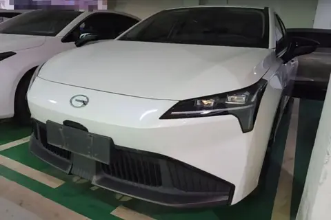 GAC Aion S 2024