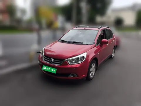 Venucia R50 2013