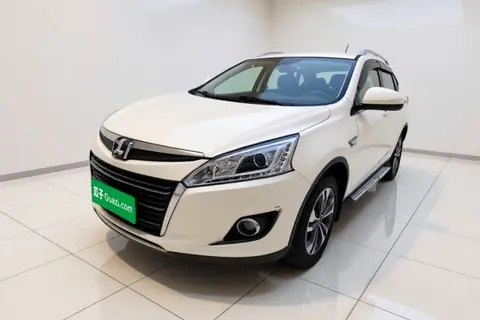 Luxgen U6 SUV 2015