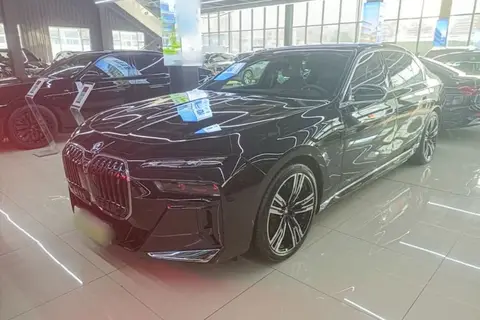 BMW i7 2023