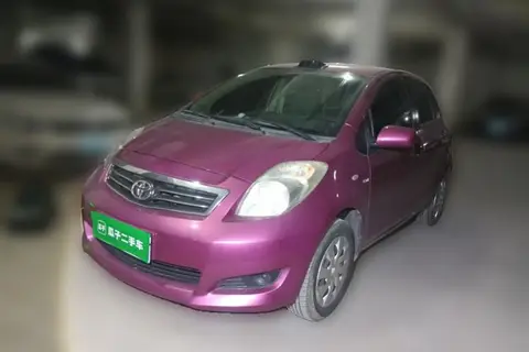 Toyota Yaris 2012