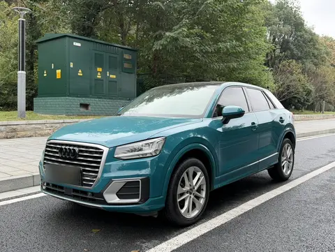Audi Q2L 2018