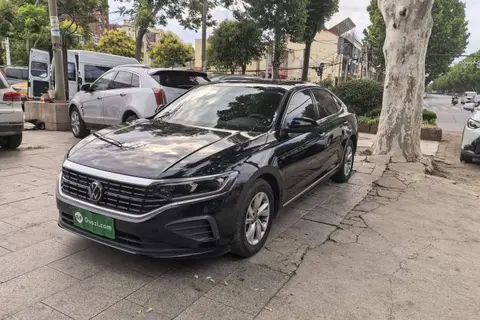 Volkswagen Passat 2022