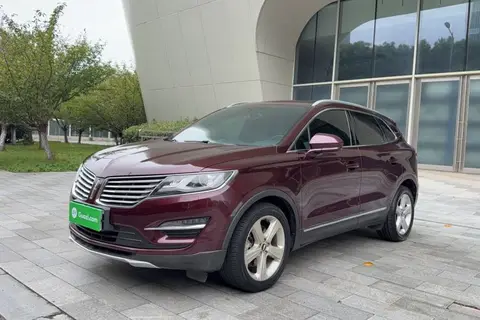 Lincoln MKC 2017