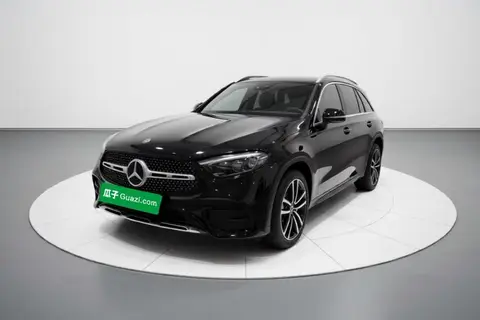 Mercedes-Benz GLC 2025