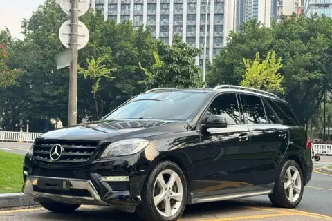Mercedes-Benz M-Class 2015