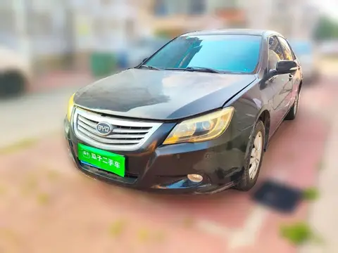 BYD G6 2012