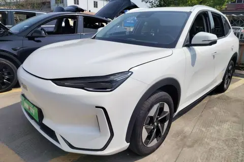 Geely E5 2025
