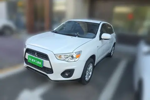 Mitsubishi ASX 2015