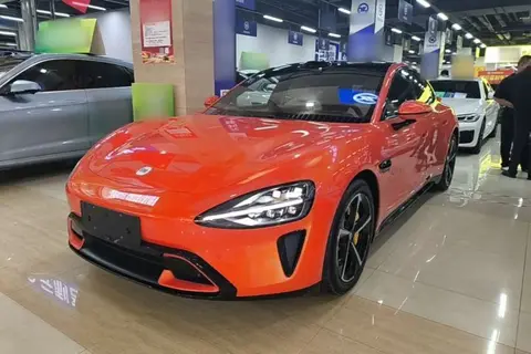 Xiaomi SU7 2025