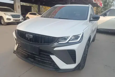 Geely Coolray 2023