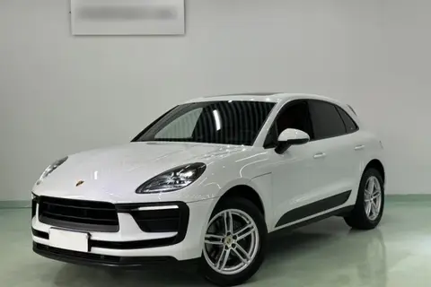 Porsche Macan 2024